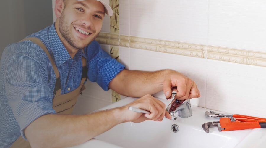 Handle or spout repair in Arcadia, KS
